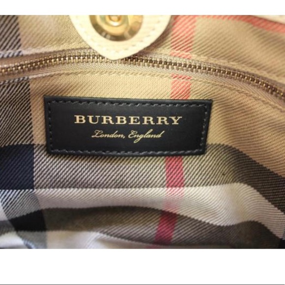 Burberry Brogue Banner Tote. Exclusive to Selfridges London and Neiman Marcus - Picture 11 of 11